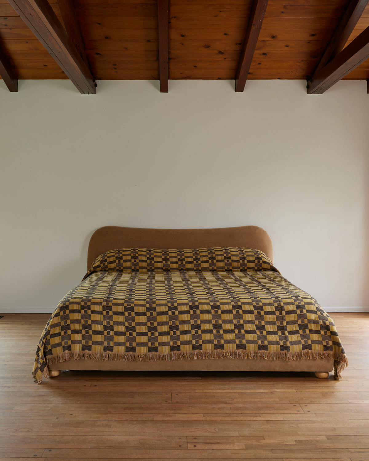 Reggie Bedspread in Brown