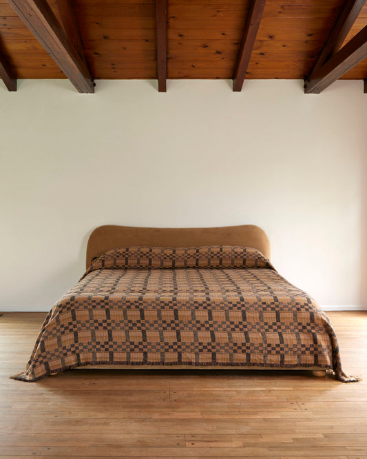 Boone Bedspread in Brown